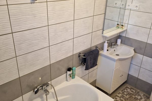 imgi_10_furdo_foldszint