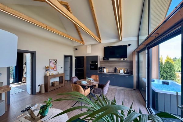 imgi_18_10a