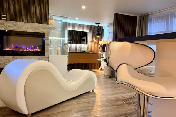tulipan-vendeghaz-karasz-delux-apartman-tantra-fotel